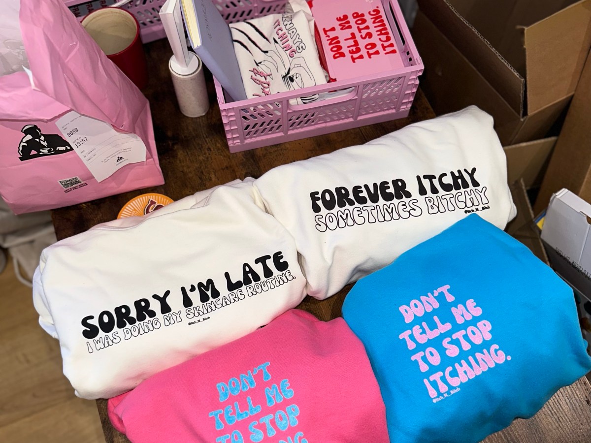 👕 Itch ‘n’ Bitch Merchandise at Tshirt&nbsp;Studio